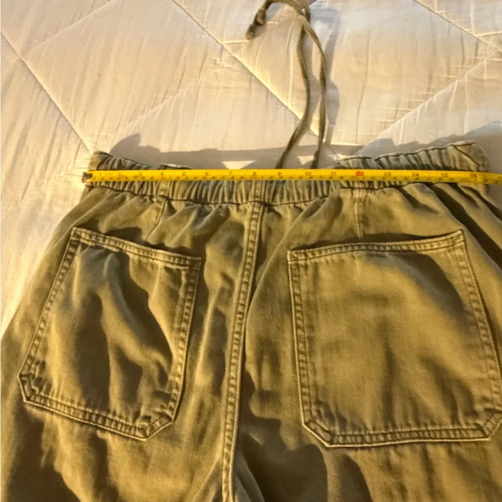 Olive Green Free People Denim We The Free  Cinched Cargo Jeans Women’s Medium - Picture 10 of 13